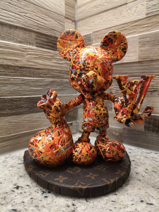 Brother X - Louis Vuitton x Mickey Mouse :  Money and Fashion (The Statue)