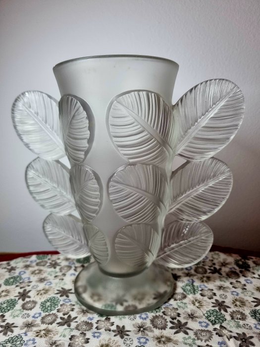 Pierre d’Avesn - Vase  - Glass