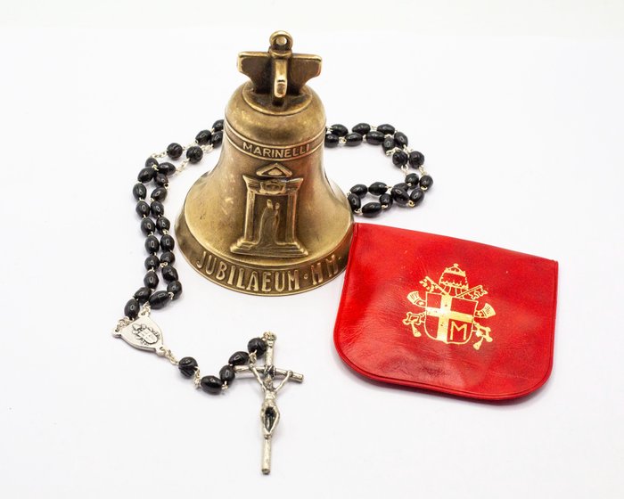 Rosario (2) - Ver existente, Campana jubilar y rosario bendecidos por Juan Pablo II - 1990-2000