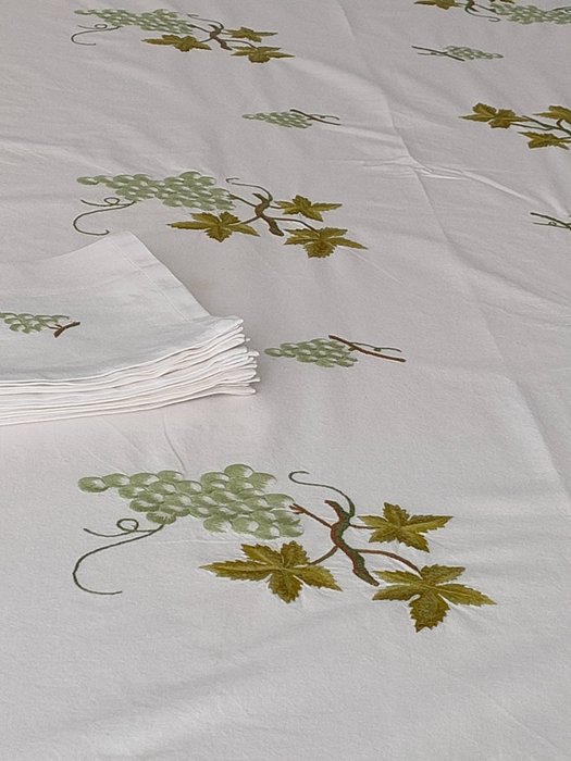 大桌布和這 12 張餐巾。 - 桌布 (13)  - 284 cm - 161 cm
