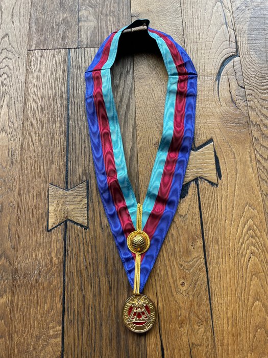 Egyesült Királyság - Érem - Ceremony used Masonic Guard Deputy (Knight)/Master of Ceremonies Jewel/Provincial Grand Lodge - 1935