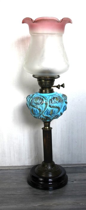 Lampa naftowa - Ceramika, Miedź, Mosiądz, Szkło