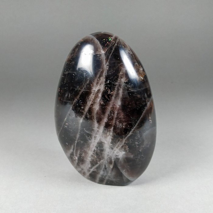 神奇黑石英（fumè） 自由形式 - 高度: 11.3 cm - 闊度: 7.9 cm- 655 g