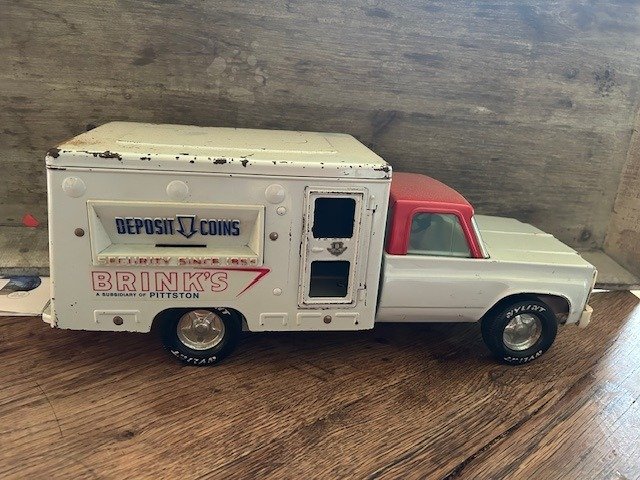 Noble Collections  - Leksaksbil i metall brinks money truck - 1950-1960 - USA