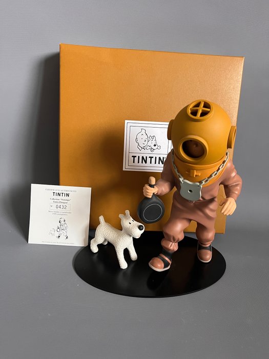 Leblon Delienne - Tintin - Figurine Tintin plongeur - Version 22 cm - Collection Nostalgie