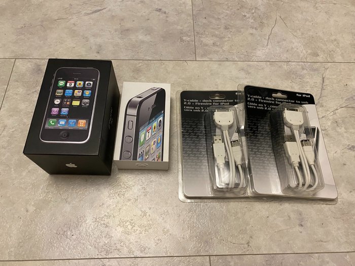 Apple iPhone 3G 2nd generation and iphone 4S. - 苹果手机
