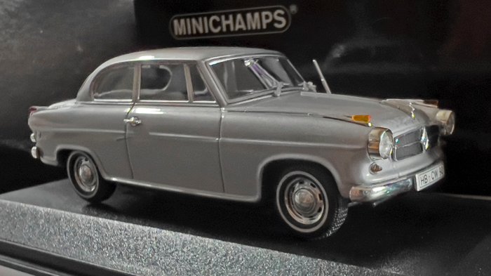 MiniChamps 1:43 - 模型車 - Borgward Isabella 1959