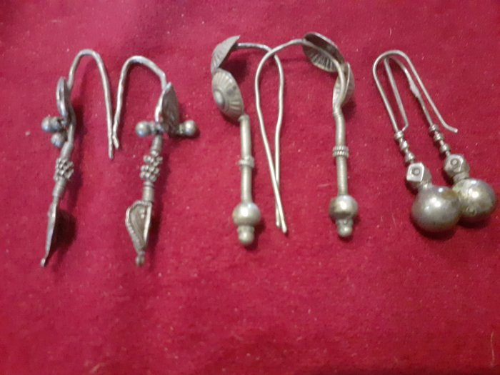 3 ζευγάρια παλιά ινδικά σκουλαρίκια - Ινδία  (χωρίς τιμή ασφαλείας)