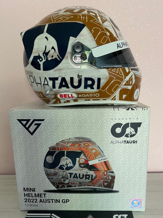 AlphaTauri - Austin GP - Pierre Gasly - 2022 - Helm im Maßstab 1:2 