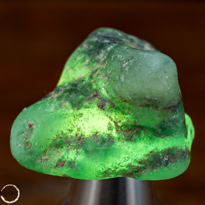 天然哥伦比亚绿色祖母绿，未加工 宝石 76.85 克拉- 15.37 g