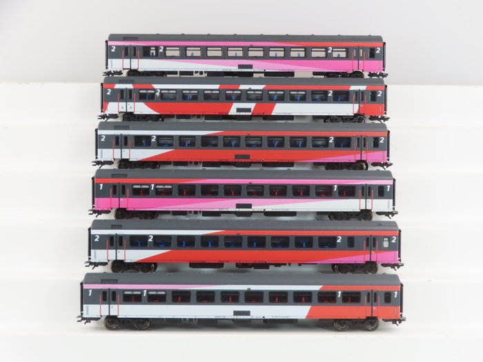 Märklin H0轨 - 42648 - 模型火车客运车厢套装 (1) - 6 件套，含特快列车客车一等座和二等座、HST Prio、ICRm - NS Hispeed
