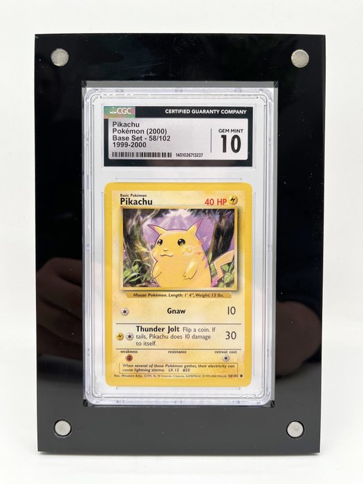 The Pokémon Company - Graded card - Pikachu - Base Set - 2000 - CGC 10