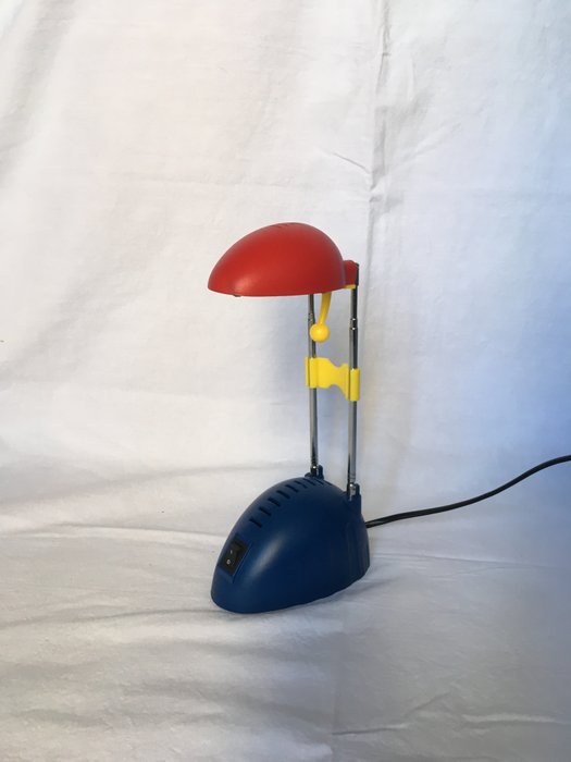 Lámpara de pie - Metal, Plástico