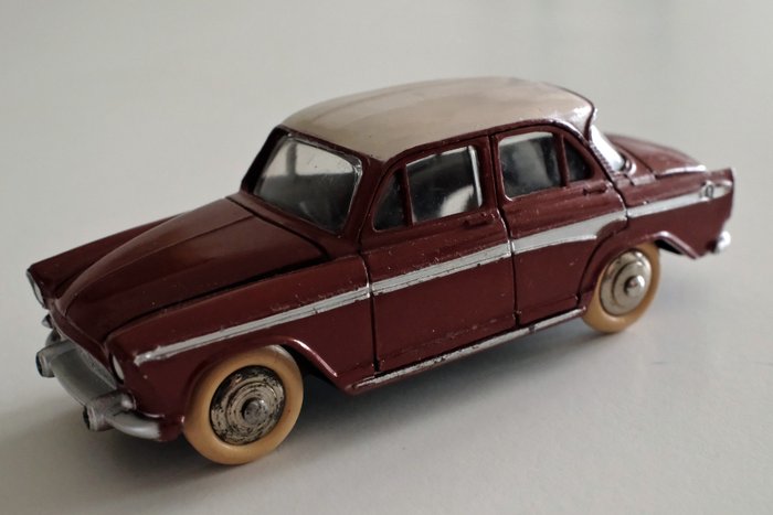 Dinky Toys 1:43 - 模型車 - ref. 544 Simca Aronde P60