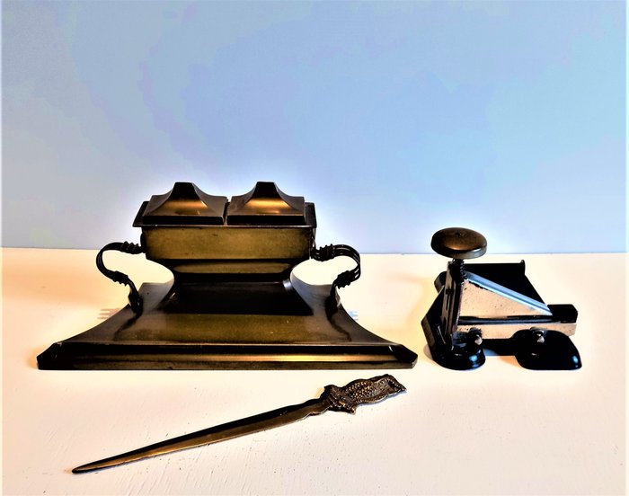 Schreibtischset  (3) - Bronze, Messing, Metall