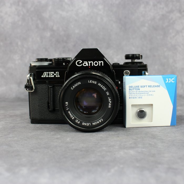 Canon AE-1 + FD 1,8/50mm | Cameră reflexă cu o singură lentilă (SLR)