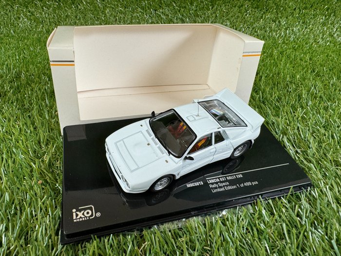 IXO 1:43 - Model car - Lancia 037 Rally EVO - Rally Specs limited ed. 1 of 499