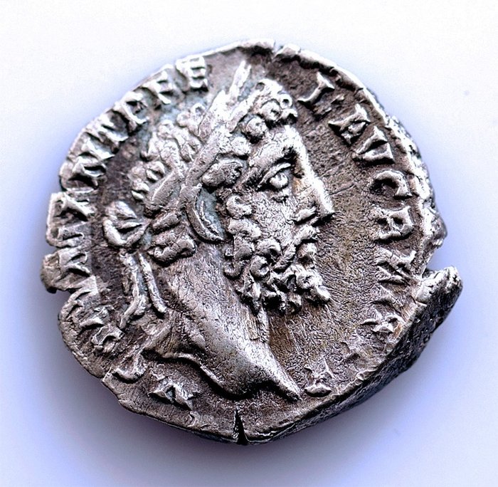 羅馬帝國. Commodus (AD 177-192). Denarius Roma -  Libertas