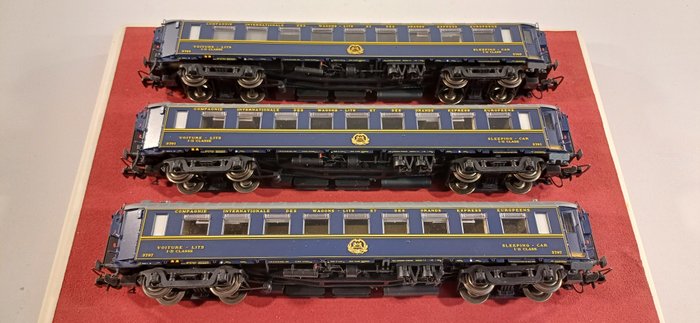 L.S. Models H0轨 - 49 121 - 模型火车客运车厢套装 (1) - 3节一等、二等“东方快车”车厢 - C.I.W.L.