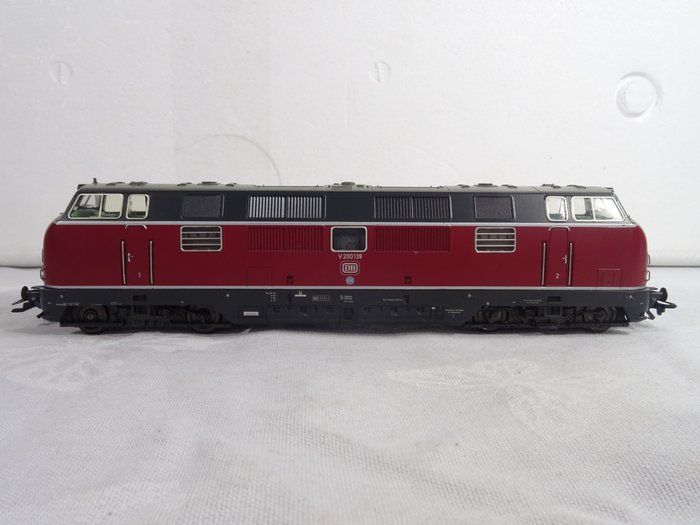 Märklin H0 - 3682 - Locomotive diesel (1) - Locomotive diesel BR 221, MHI - DB