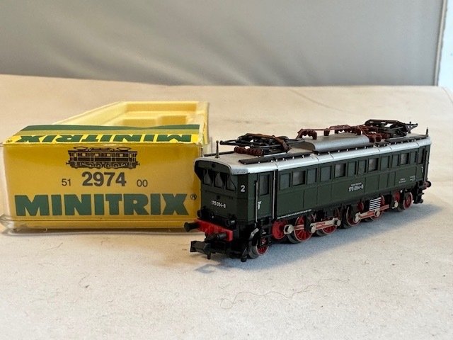 Minitrix N - 2974 - Machetă tren (1) - BR 175 al Căii Ferate Federale Germane - (9104) - DB