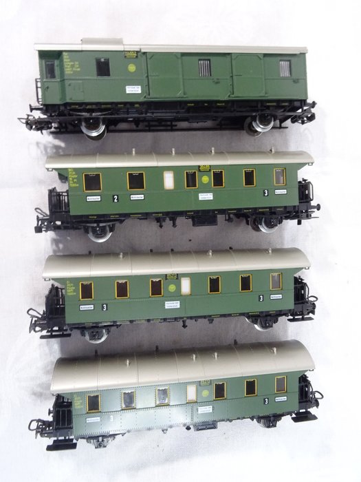 Märklin H0 - 4100/4101/4102/4103 - Modellbahn-Personenwagen (4) - 4 Donnerbüchsen mit Gepäckwagen - DB