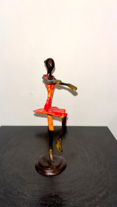 Abdoulaye Derme - Skulptur, Danseuse - 19 cm - Kaltlackierte Bronze