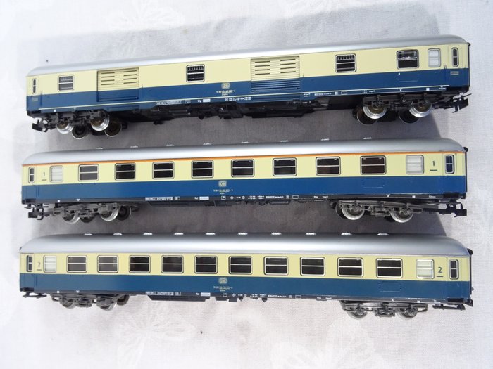 Märklin H0 - 4091/4092/4093 - Pienoisjunaradan matkustajavaunu (3) - 3D junavaunut Aüm203 beige-turkoosi Ep - DB