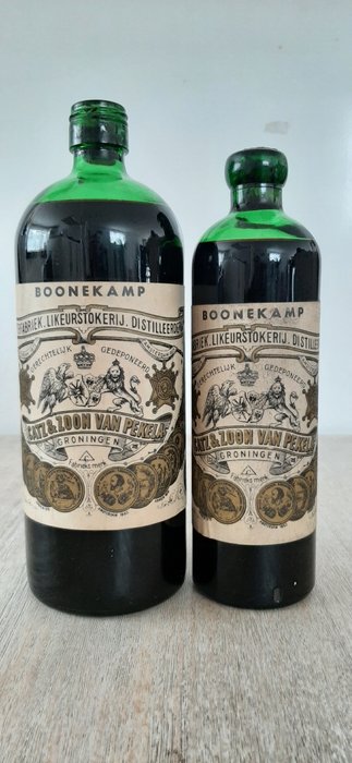 Catz & Zoon van Pekela - Boonekamp  - b. 1960-tallet - 50cl, N/A (1.0 Litre) - 2 flasker
