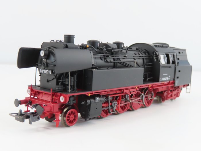 Piko H0 - 50632 - Locomotiva com vagão de carvão (1) - BR 83.10 com som completo - DR (DDR)