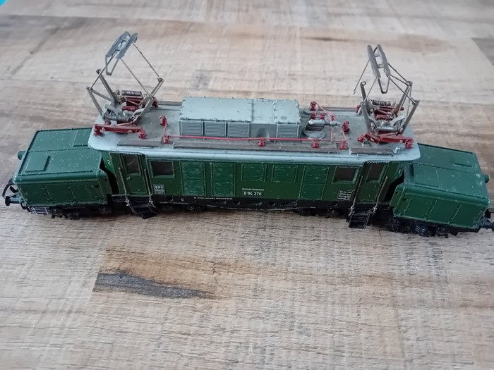 Märklin H0 - 3022 - 電氣火車 (1) - E94 276 - DB
