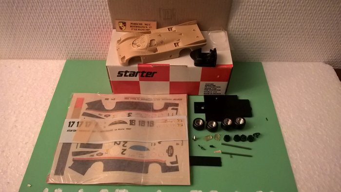Starter 1:43 - Voiture de course miniature - Porsche 962 Gr.C Rothmans Le Mans '87 #17-18 resin kit to built - ST87017-18K