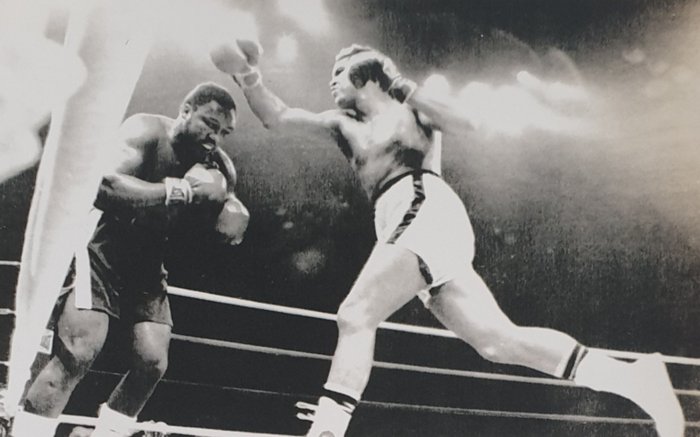 United Press - Vintage 1975 - Muhammad ALI vs Joe FRAZIER - 3rd Confrontation Boxing Fight - Manille