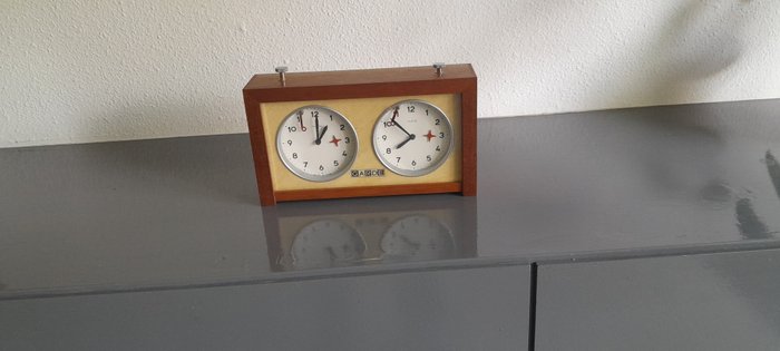 Sjakk klokke - Garde Ruhla -   Glass, Tre - 1950–1960