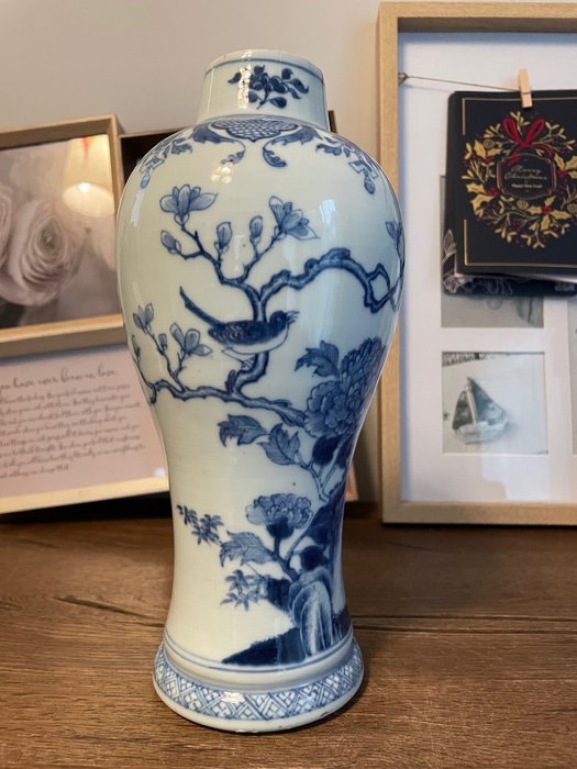 Vase - Porcelaine - Chine - Yongzheng (1723–1735)  (Sans Prix de Réserve)