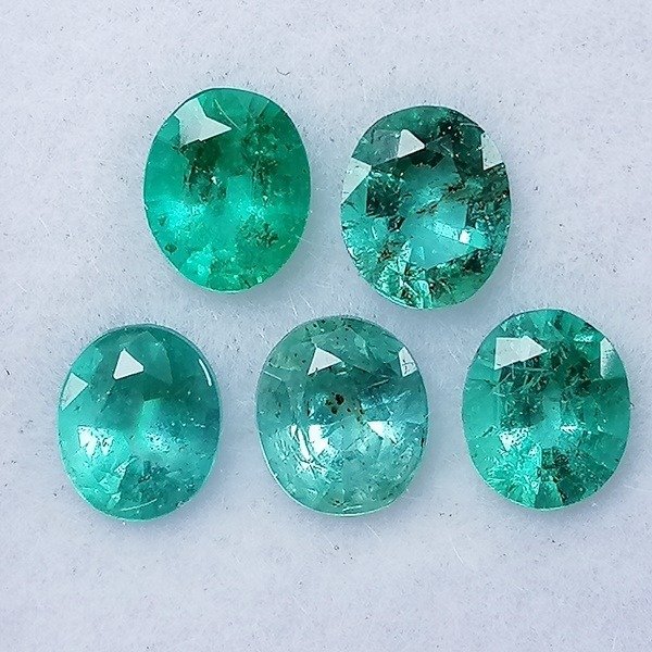 5 pcs  Emerald - 1.83 ct