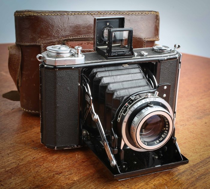 Zeiss Ikon Ikonta  521/16  6x6 avec Novar 3,5 75 mm + étui Analogt sammenleggbart kamera