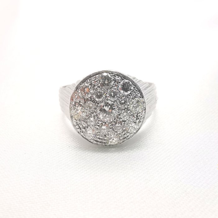 戒指 - 18K包金 白金 -  1.45 tw. 钻石  (天然色彩的) 