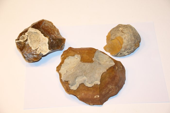 舊石器時代 燧石 核， - 145 mm  (沒有保留價)