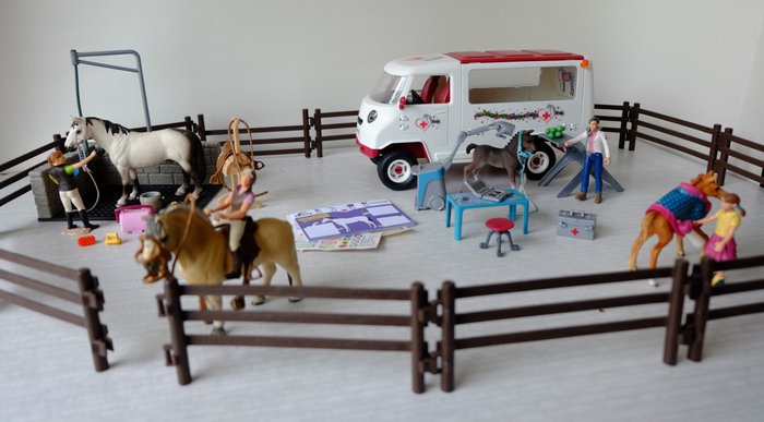 Schleich - Jucărie Horse Club Dieren figuren paarden ruiters dierenartswagen kinderspeelgoed voor jongens en - 2010-2020 - Germania
