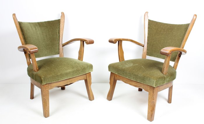 Πολυθρόνα - Ξύλο, Δύο καρέκλες