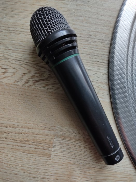AKG - D321 Dynamisk mikrofon