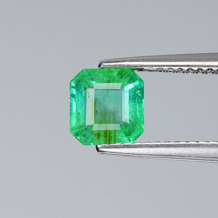 1 pcs (No- Reserve) -Green
 Emerald - 1.49 ct