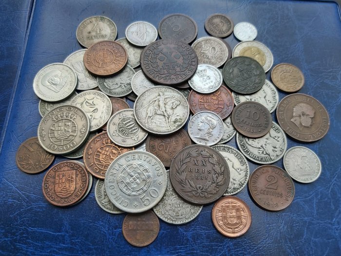 Portugal, Colonias. 55 coins various dates- incl. 5 silver  (Sin Precio de Reserva)
