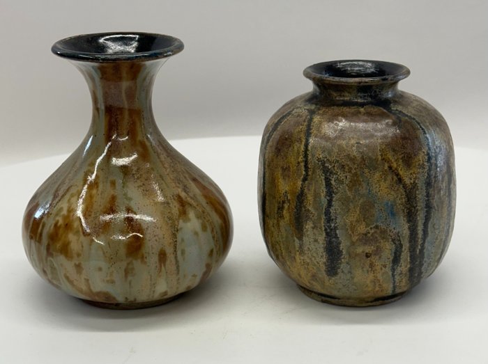Roger Guérin - Grès de Bouffioulx - Art Deco - Vase (2)  - Salz- und Feuertechnik aus geflammtem Steinzeug