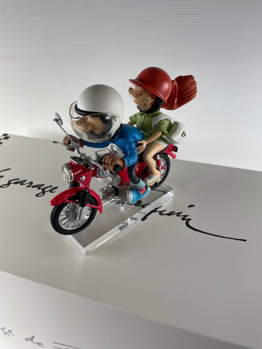 Figures & vous, Aroutcheff - 模型摩托車 - Le garage de Franquin : Honda S90 "Gaffes, Bévues et Boulettes" - 加斯頓·拉加夫
