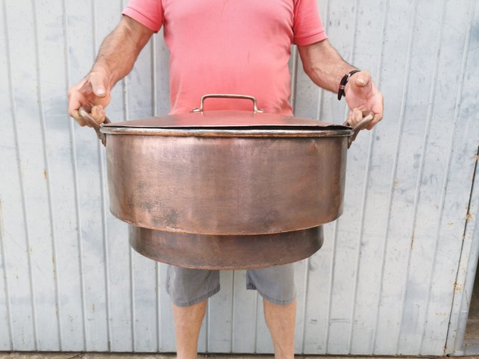烹飪鍋 -  帶蓋的大鍋 - 重型銅和黃銅手柄