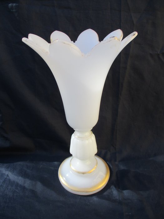 Vase  - Soapy Opaline Restoration Period circa 1825