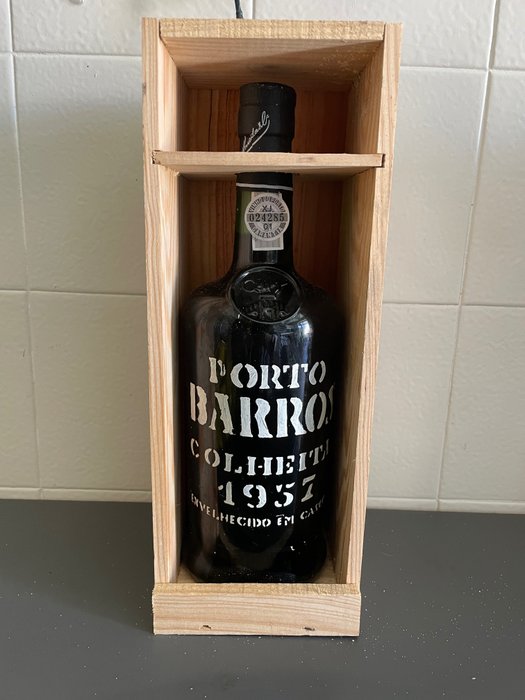 1957 Barros - 杜罗 Colheita Port - 1 Bottle (0.75L)