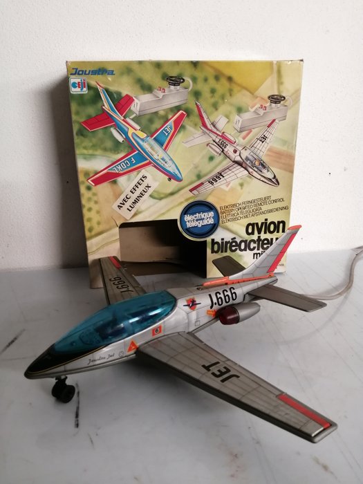 Joustra - jet J.666 - Militare  - Jucărie din tinichea - 1970-1980 - Franța